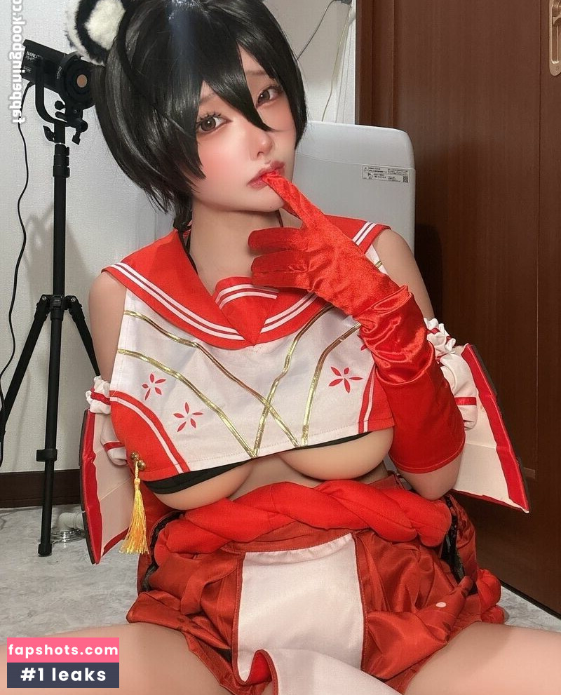 Etocha_cos gallery photo #10