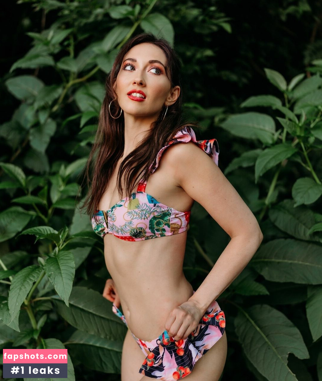 Eugenia Gonzales gallery photo #3