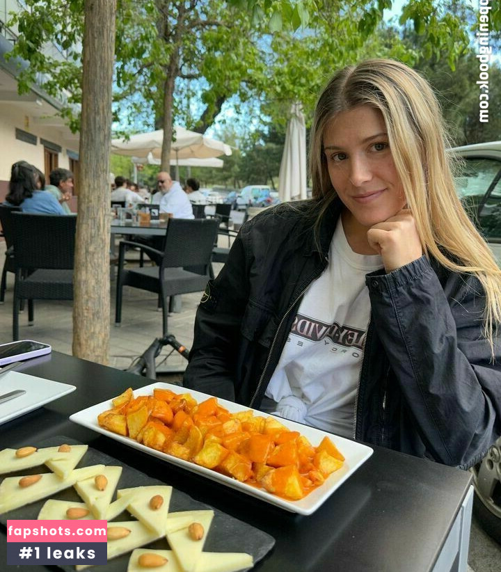 Eugenie Bouchard gallery photo #154