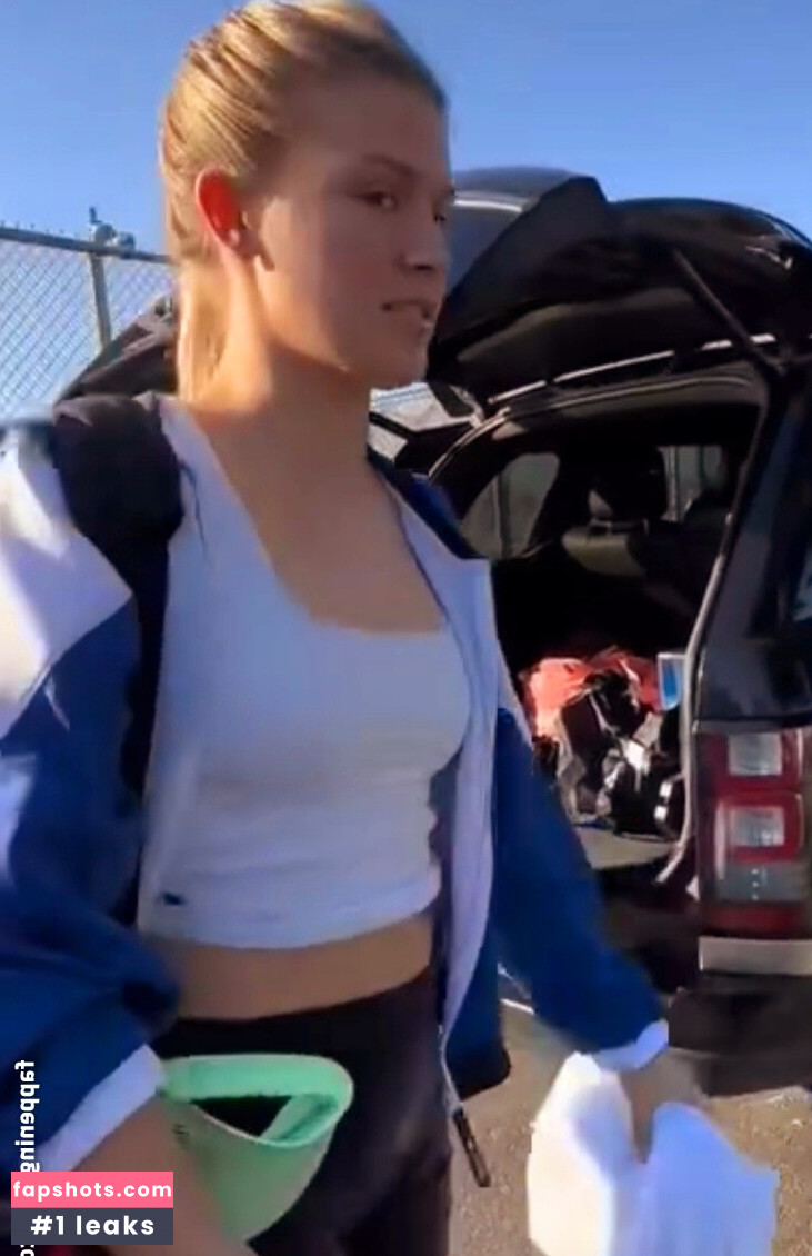 Eugenie Genie Bouchard gallery photo #134