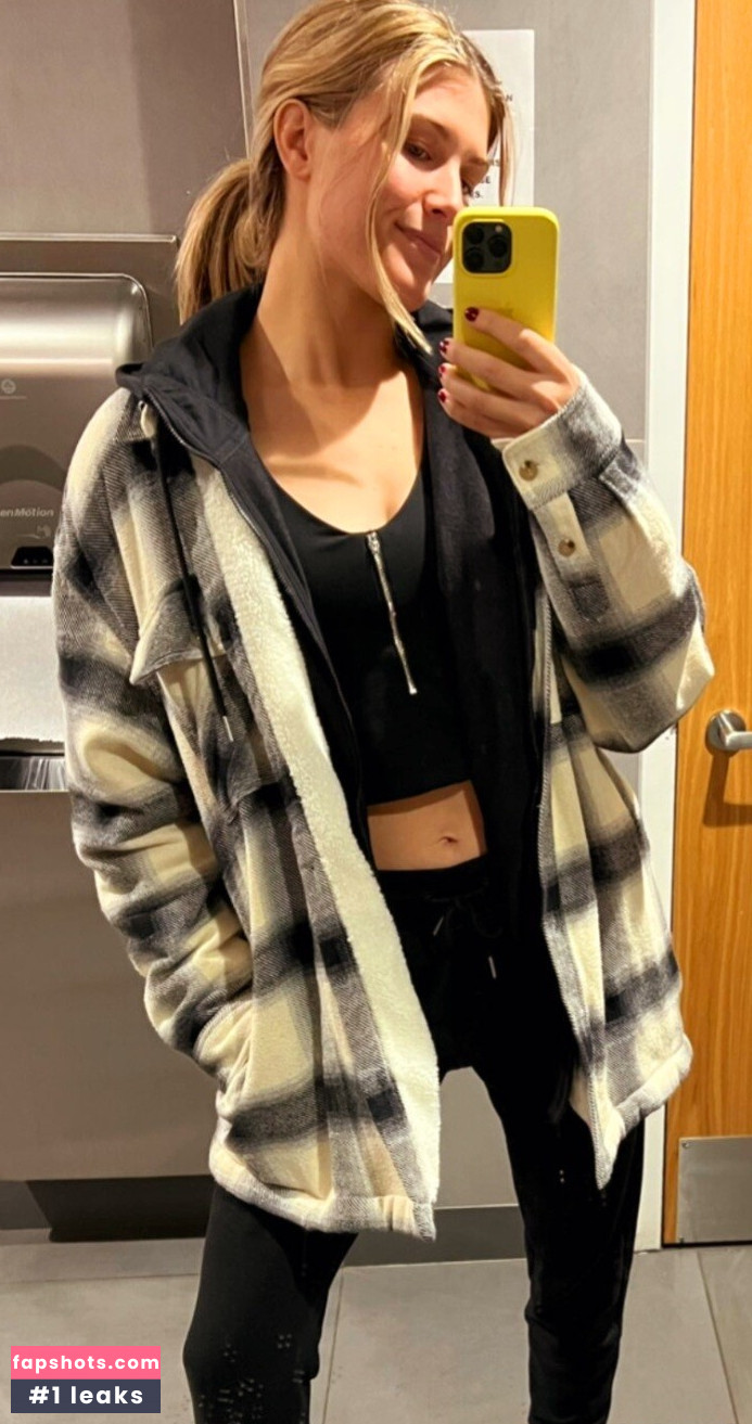 Eugenie Genie Bouchard gallery photo #141