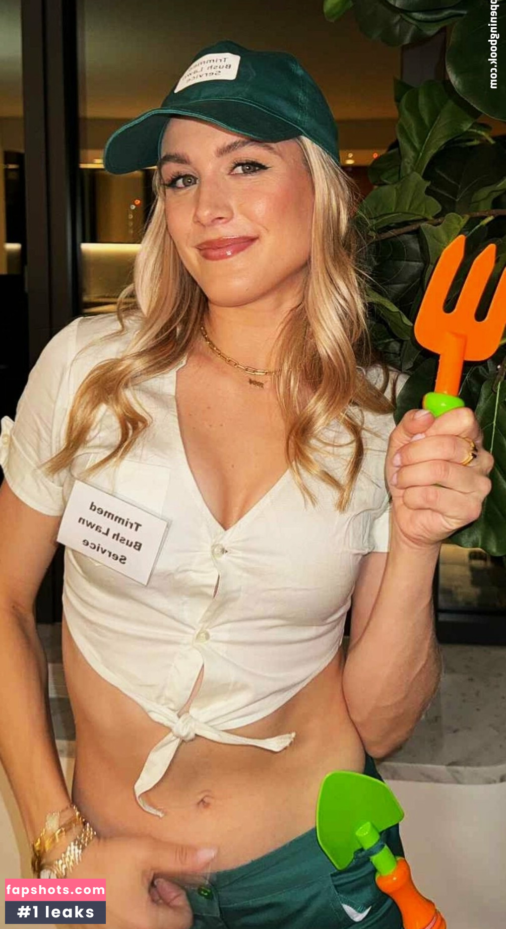 Eugenie Genie Bouchard nude babe gallery