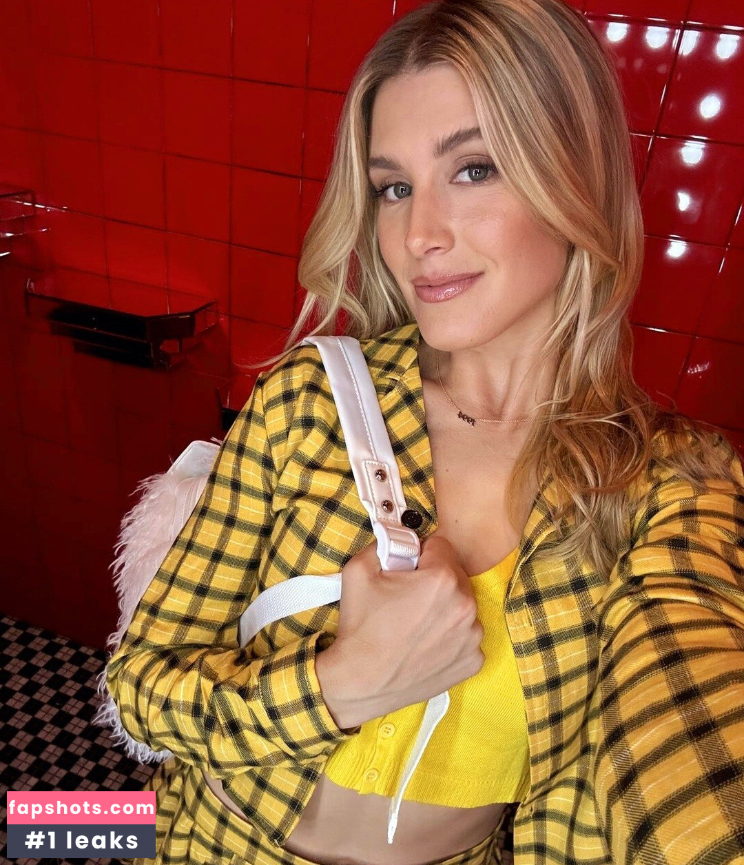 Eugenie Genie Bouchard gallery photo #32