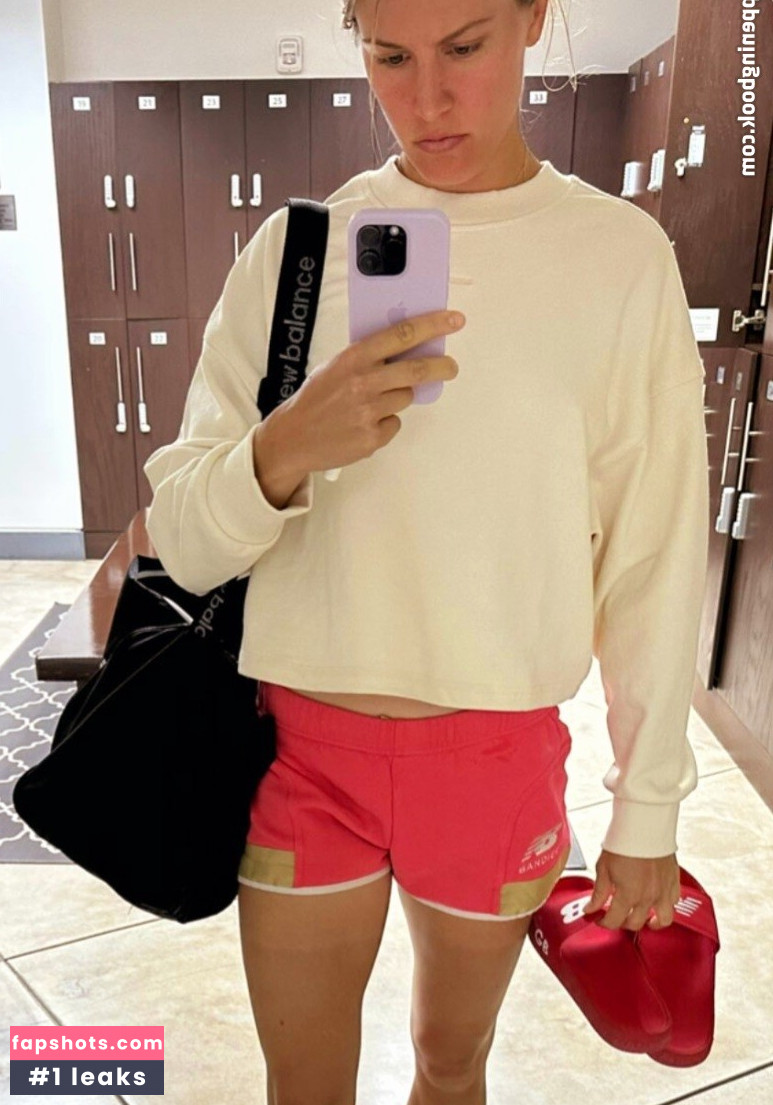 Eugenie Genie Bouchard gallery photo #90