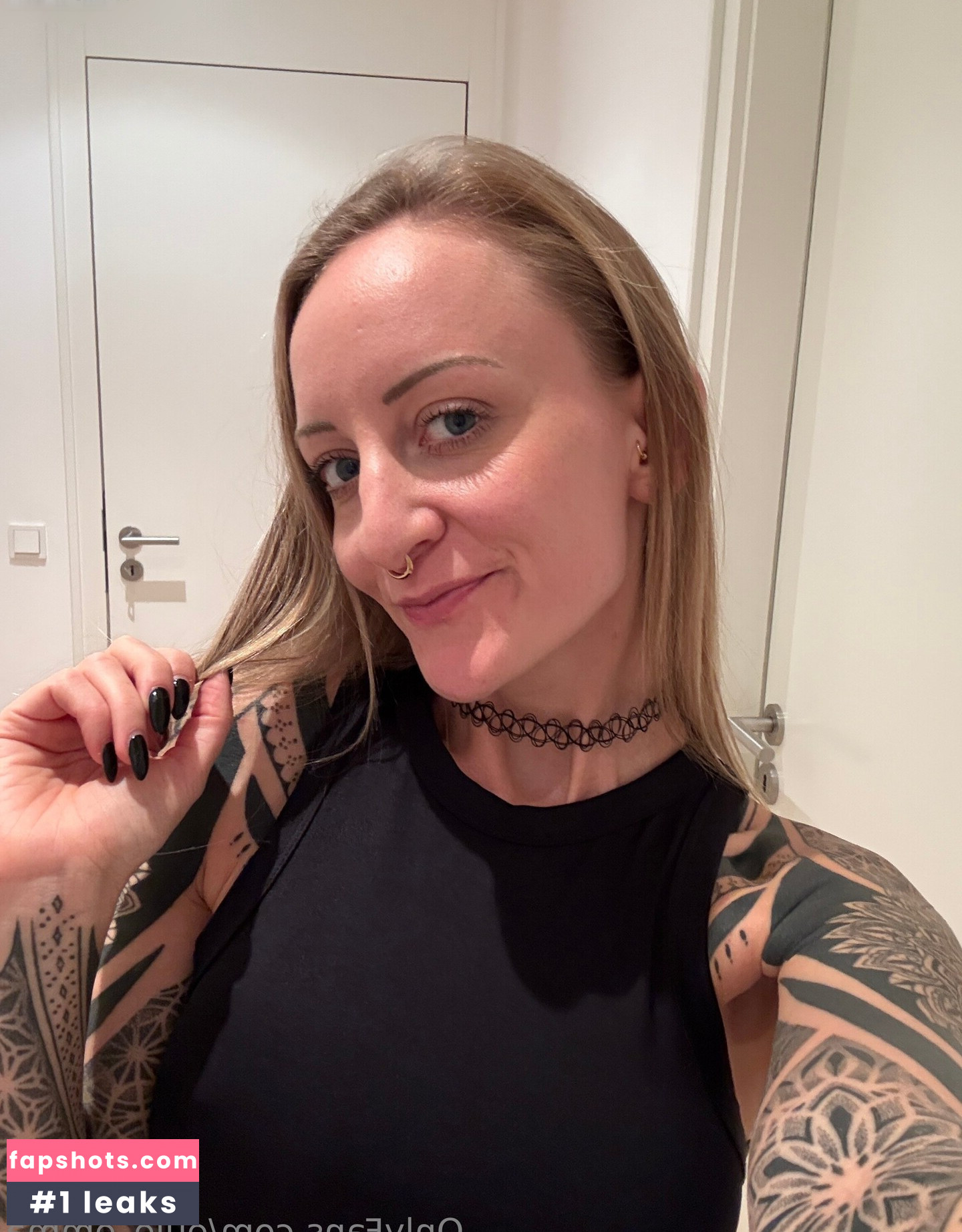 Eule Emma gallery photo #14