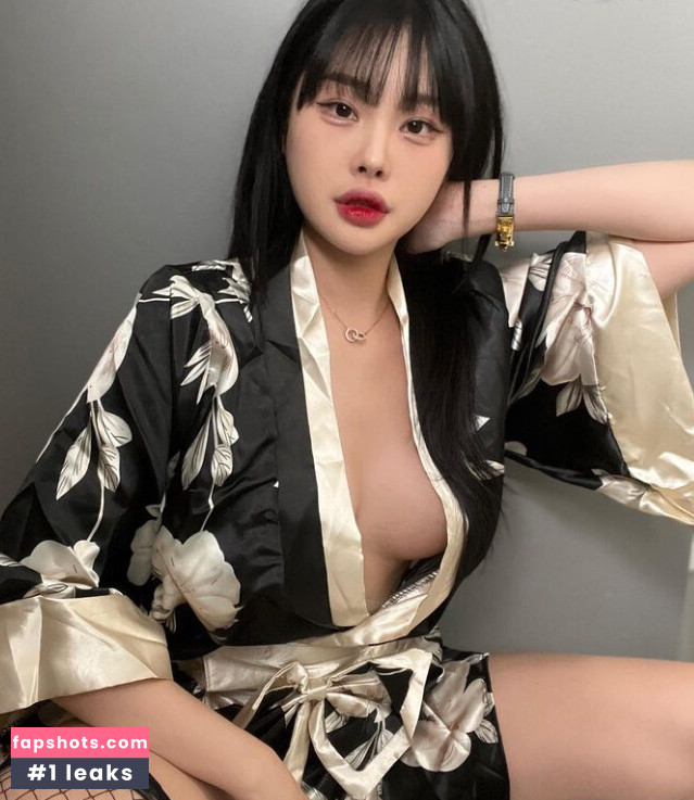 Eunhye Kim nude babe gallery