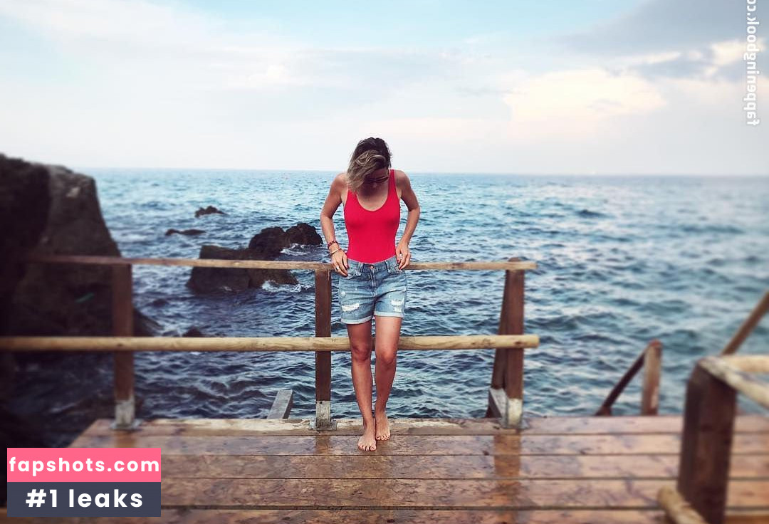 Euridice Axen Nude Leaks OnlyFans Photos #34 - LeakJerk