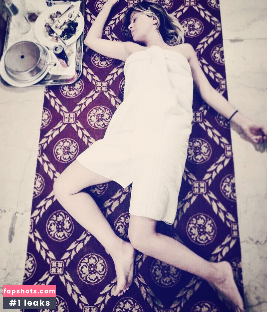 Euridice Axen gallery photo #44