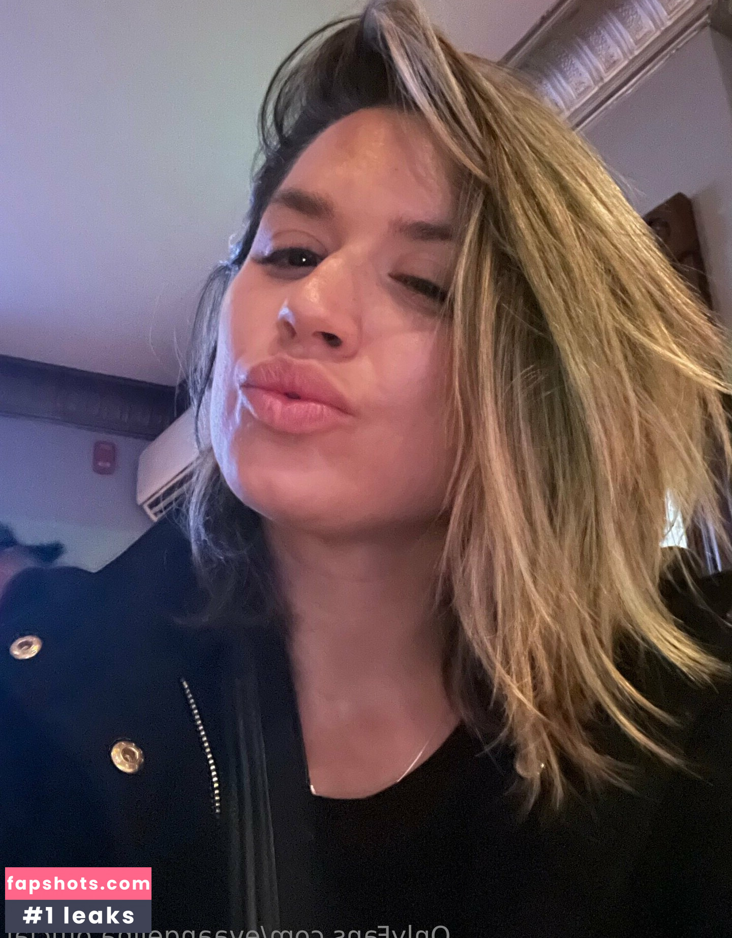 Eva Angelina gallery photo #153