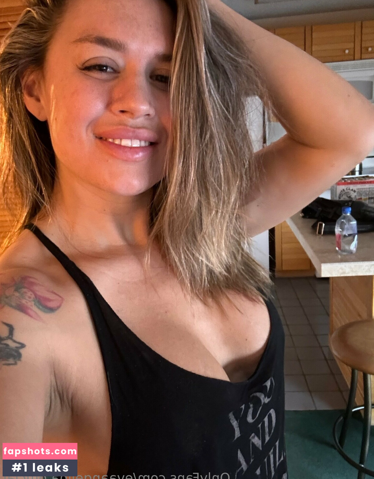 Eva Angelina gallery photo #157