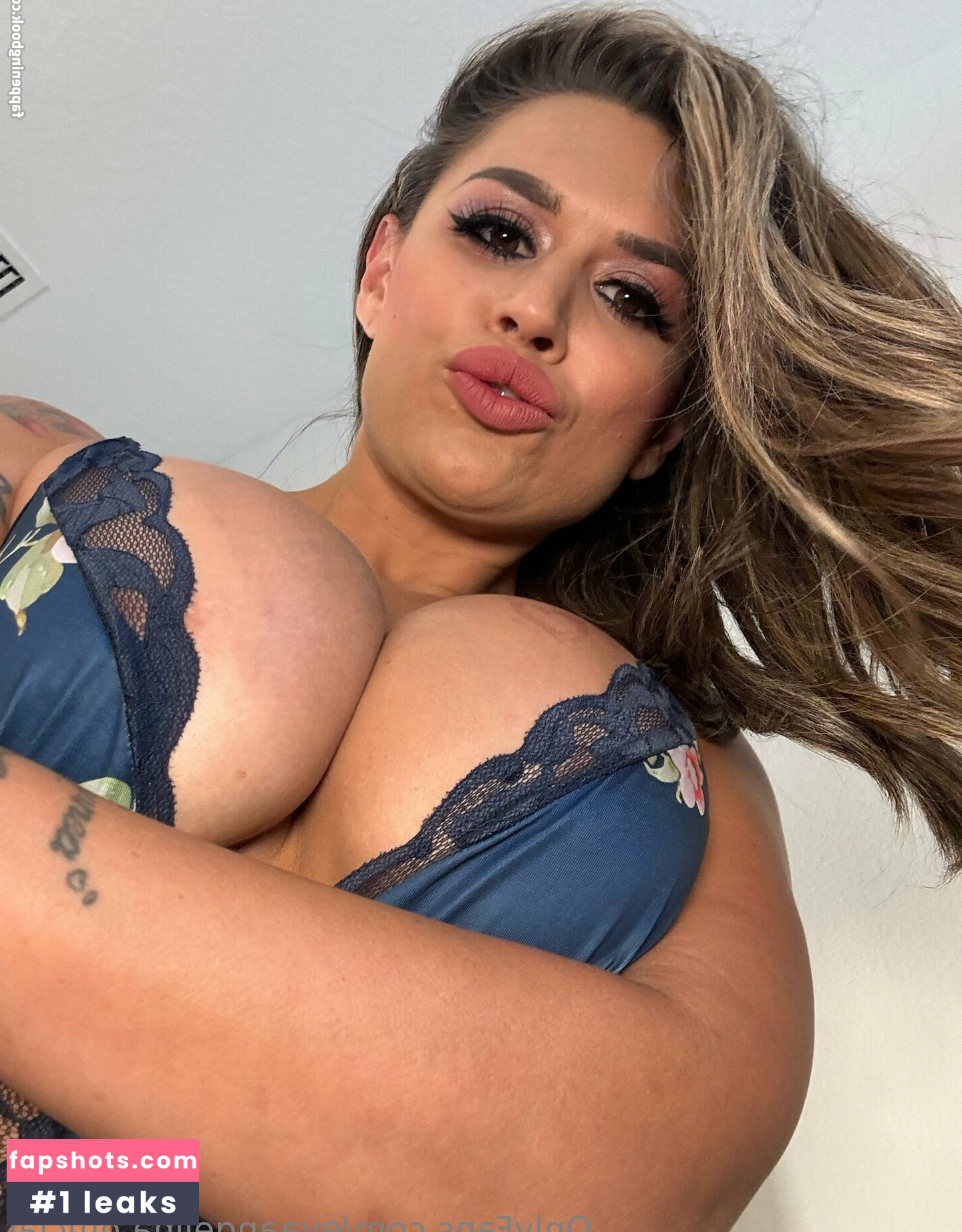 Eva Angelina gallery photo #303