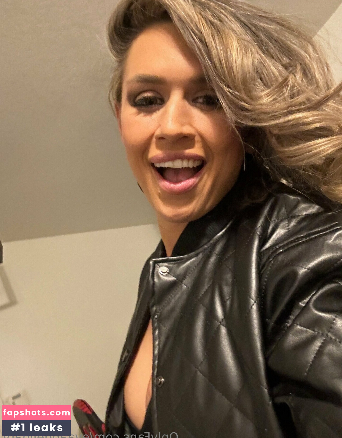 Eva Angelina gallery photo #335