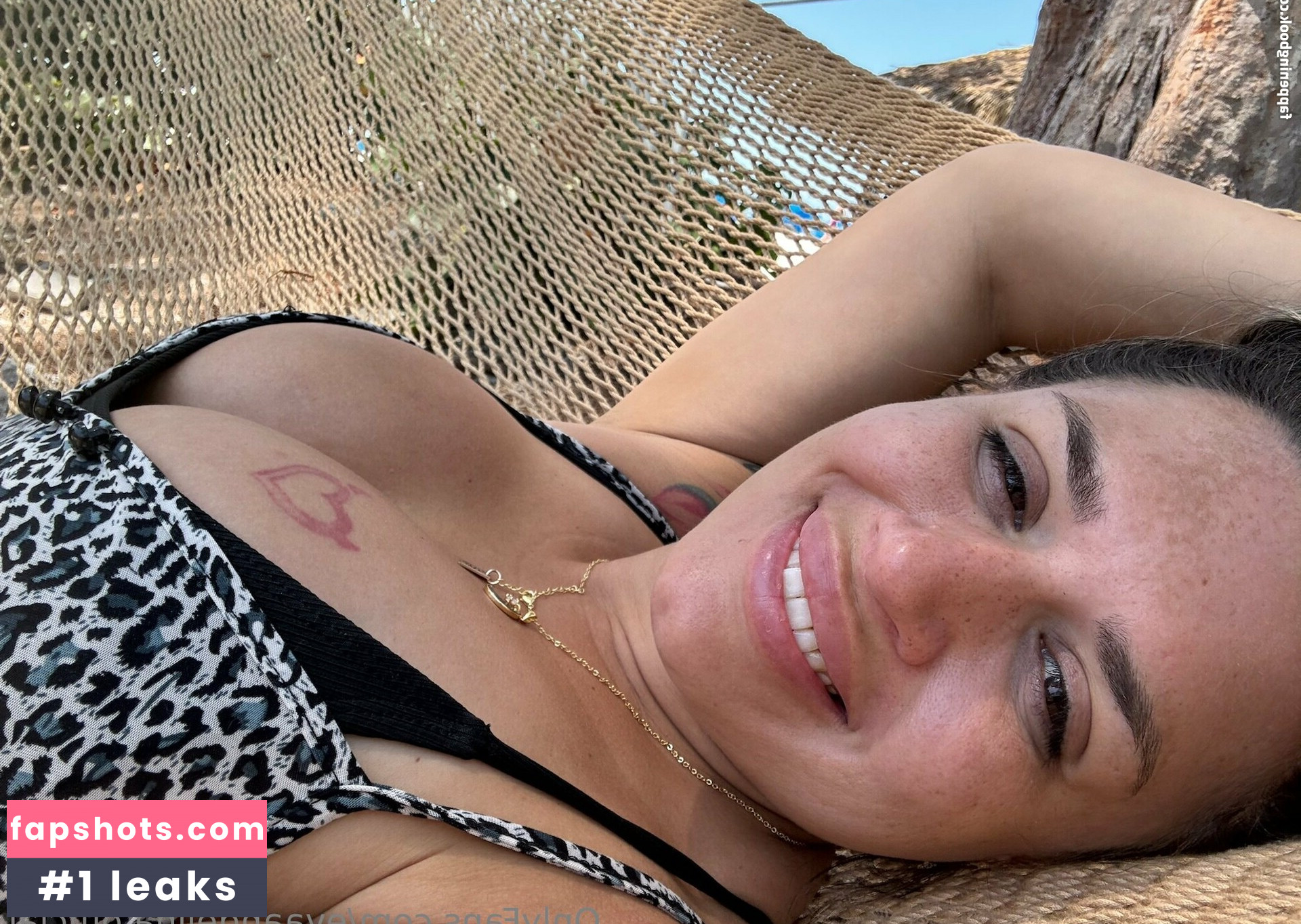 Eva Angelina gallery photo #75