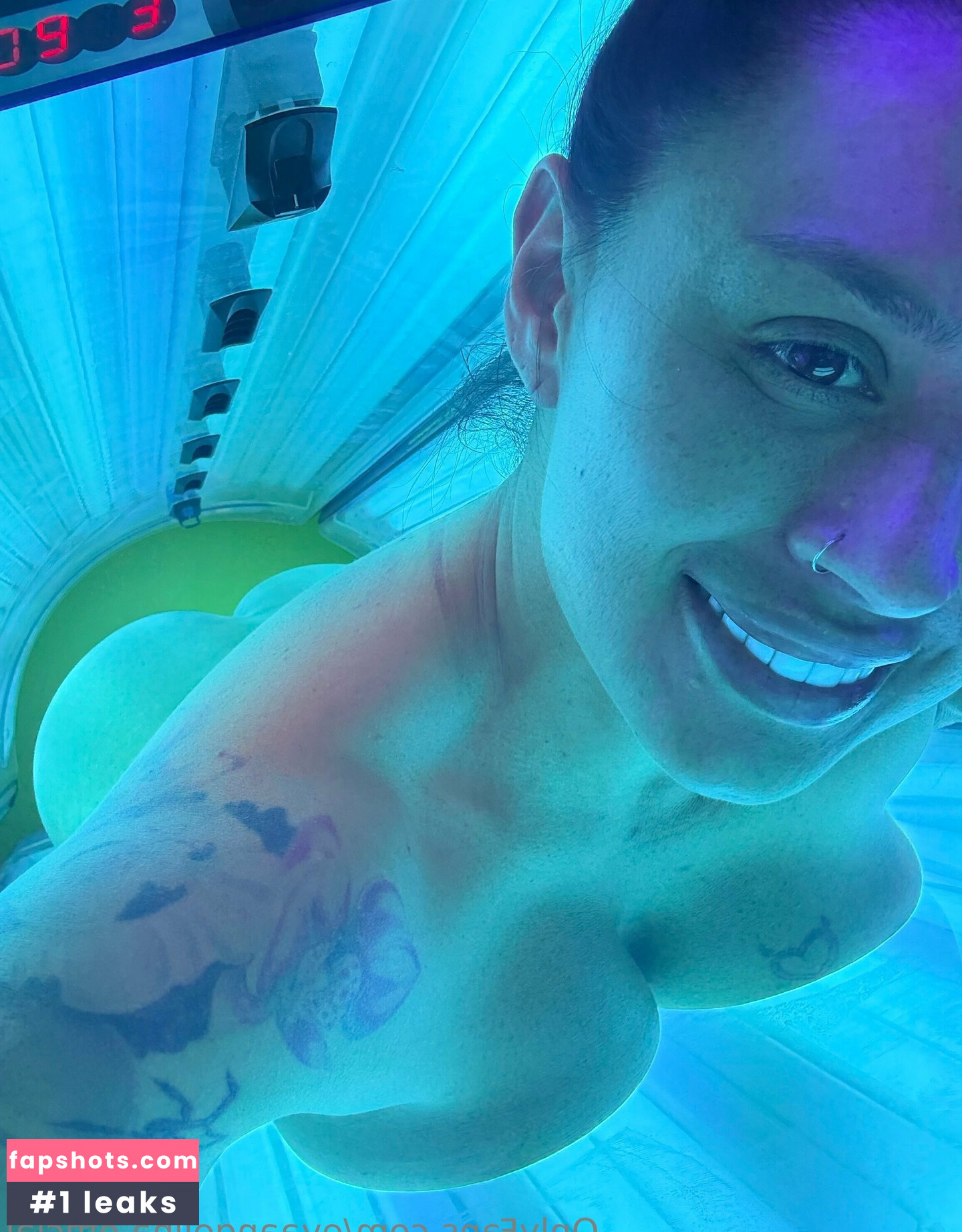 Eva Angelina gallery photo #76