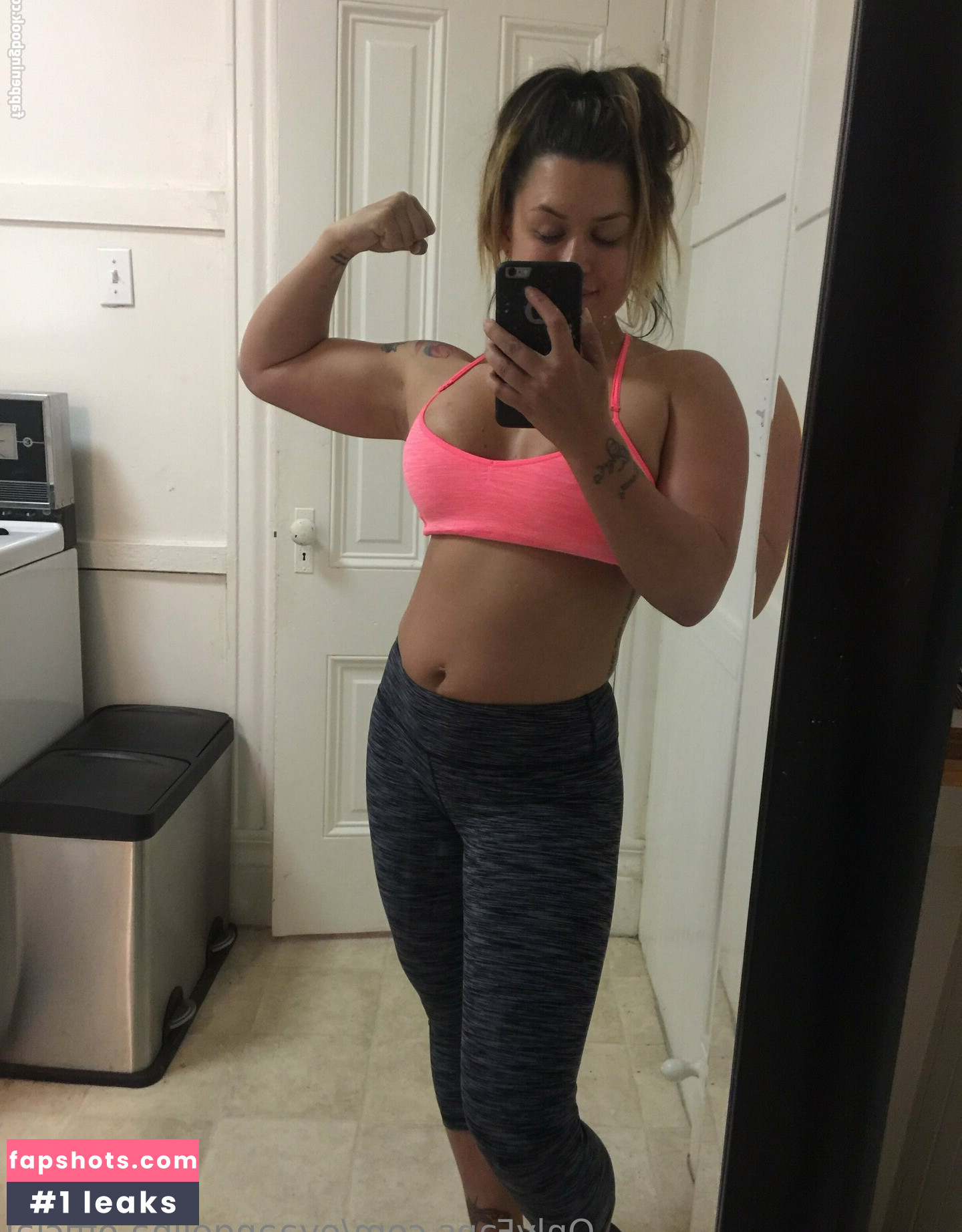 Eva Angelina gallery photo #95