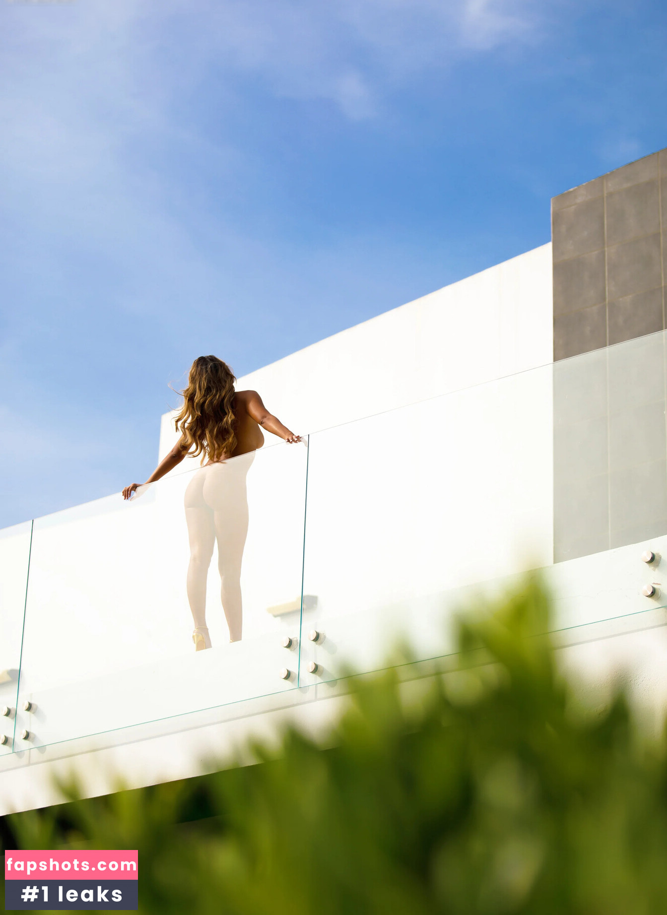 Eva Benetatou gallery photo #107