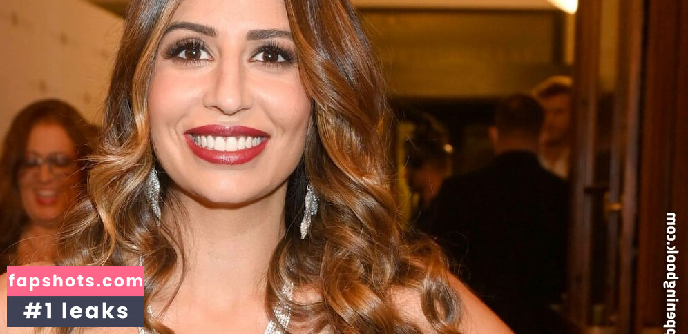 Eva Benetatou gallery photo #51