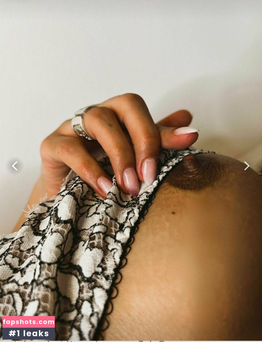 Eva Benetatou gallery photo #95