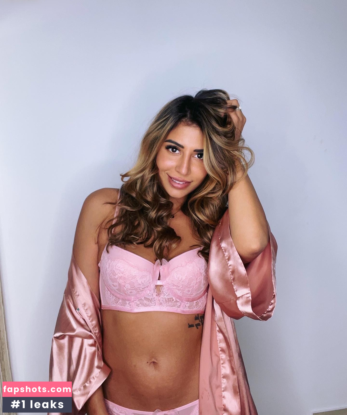 Eva Benetatou gallery photo #98