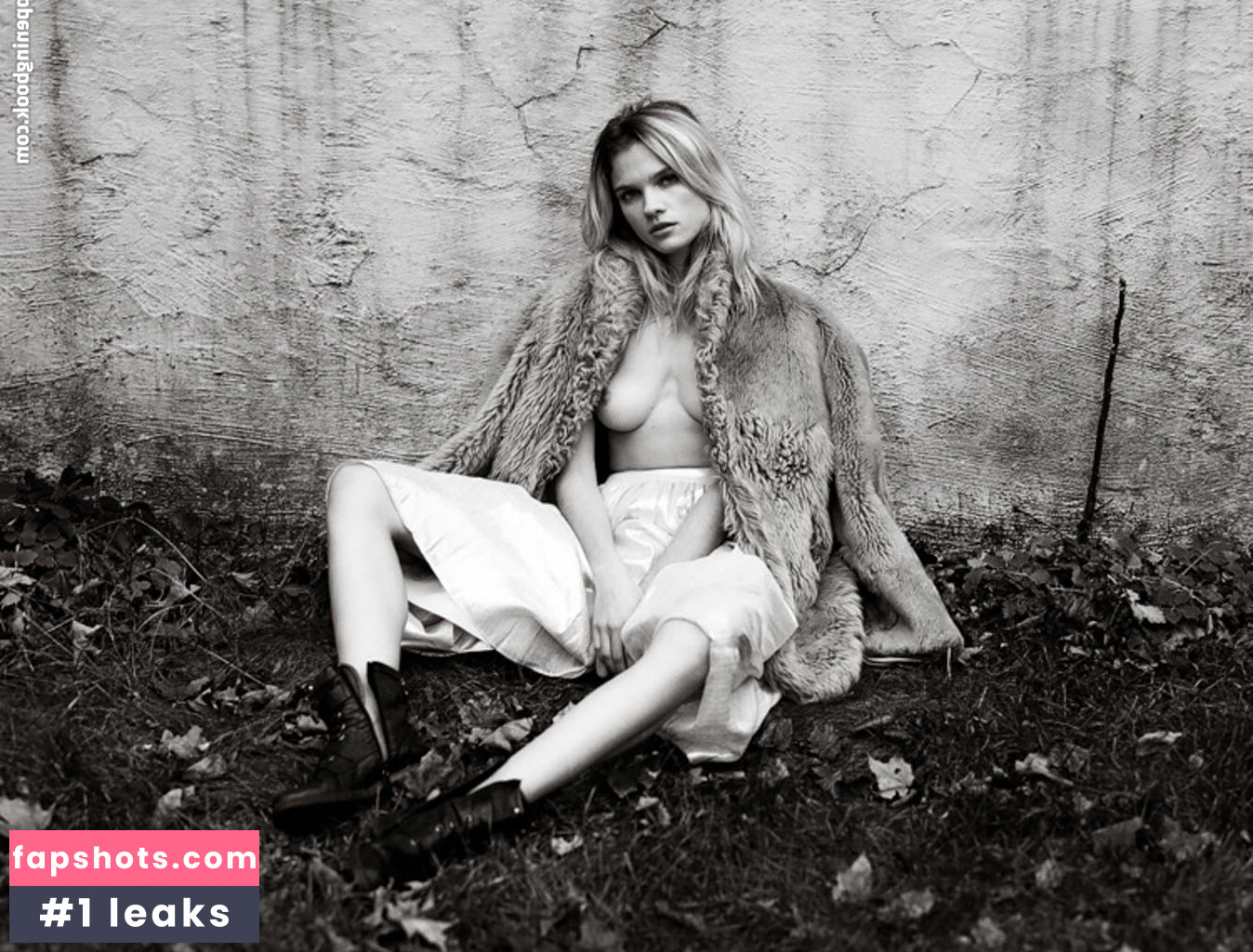 Eva Biechy gallery photo #37