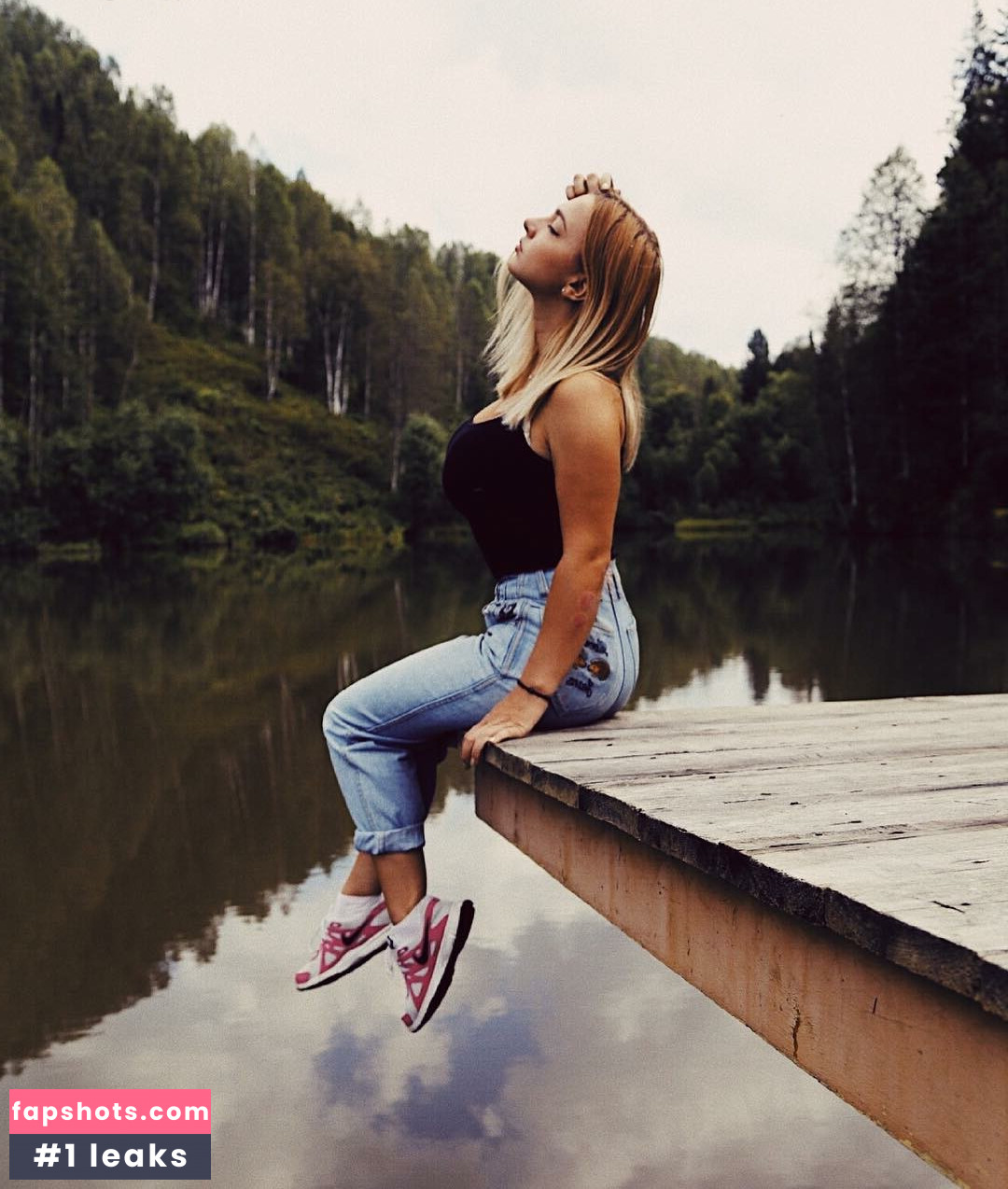 Eva Bogut gallery photo #2