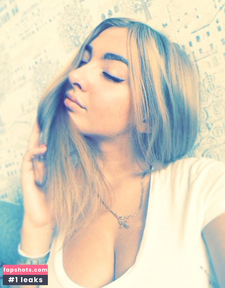 Eva Bogut gallery photo #17