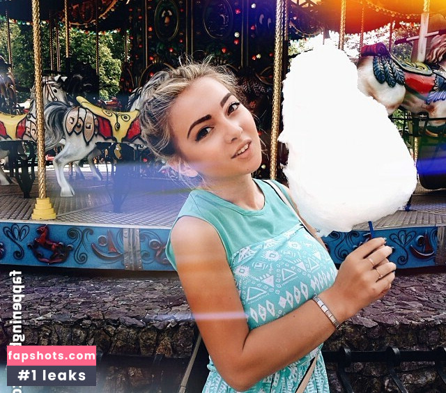 Eva Bogut gallery photo #19