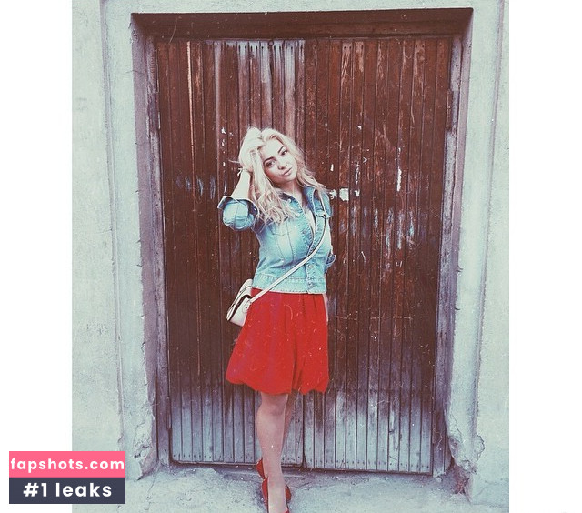 Eva Bogut gallery photo #20