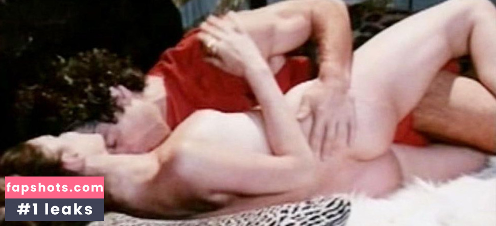 Eva Czemerys gallery photo #12