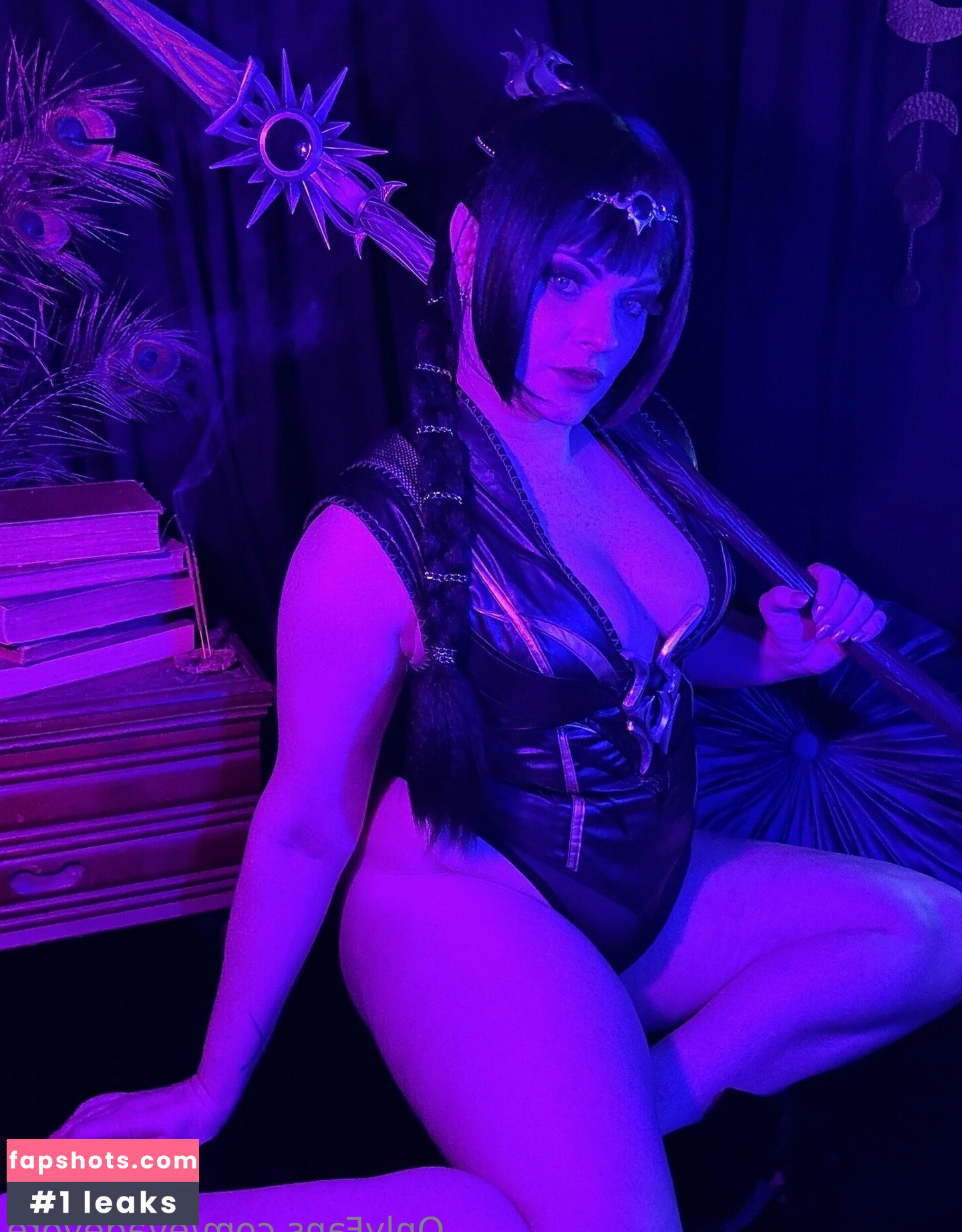 Eva Devore gallery photo #15