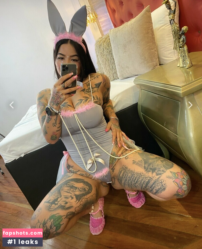 Eva Ferrer gallery photo #21