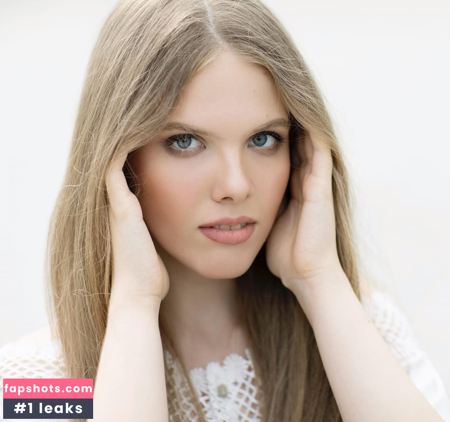 Eva Gevorgyan gallery photo #18