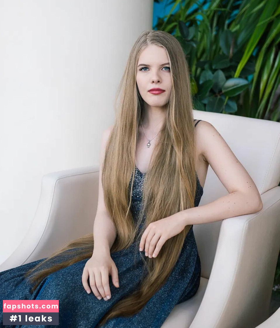 Eva Gevorgyan gallery photo #7