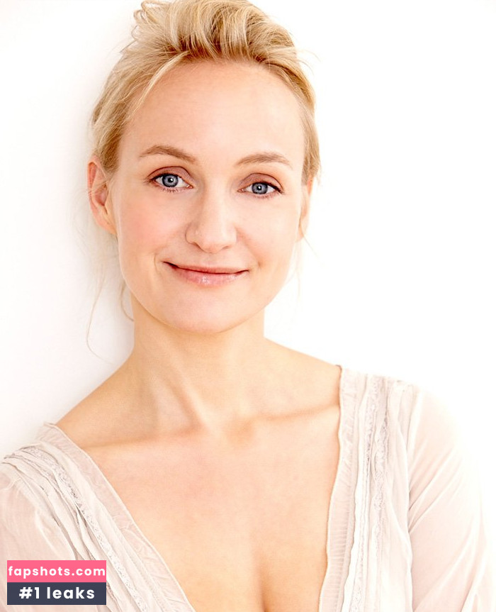 Eva Herzig gallery photo #8