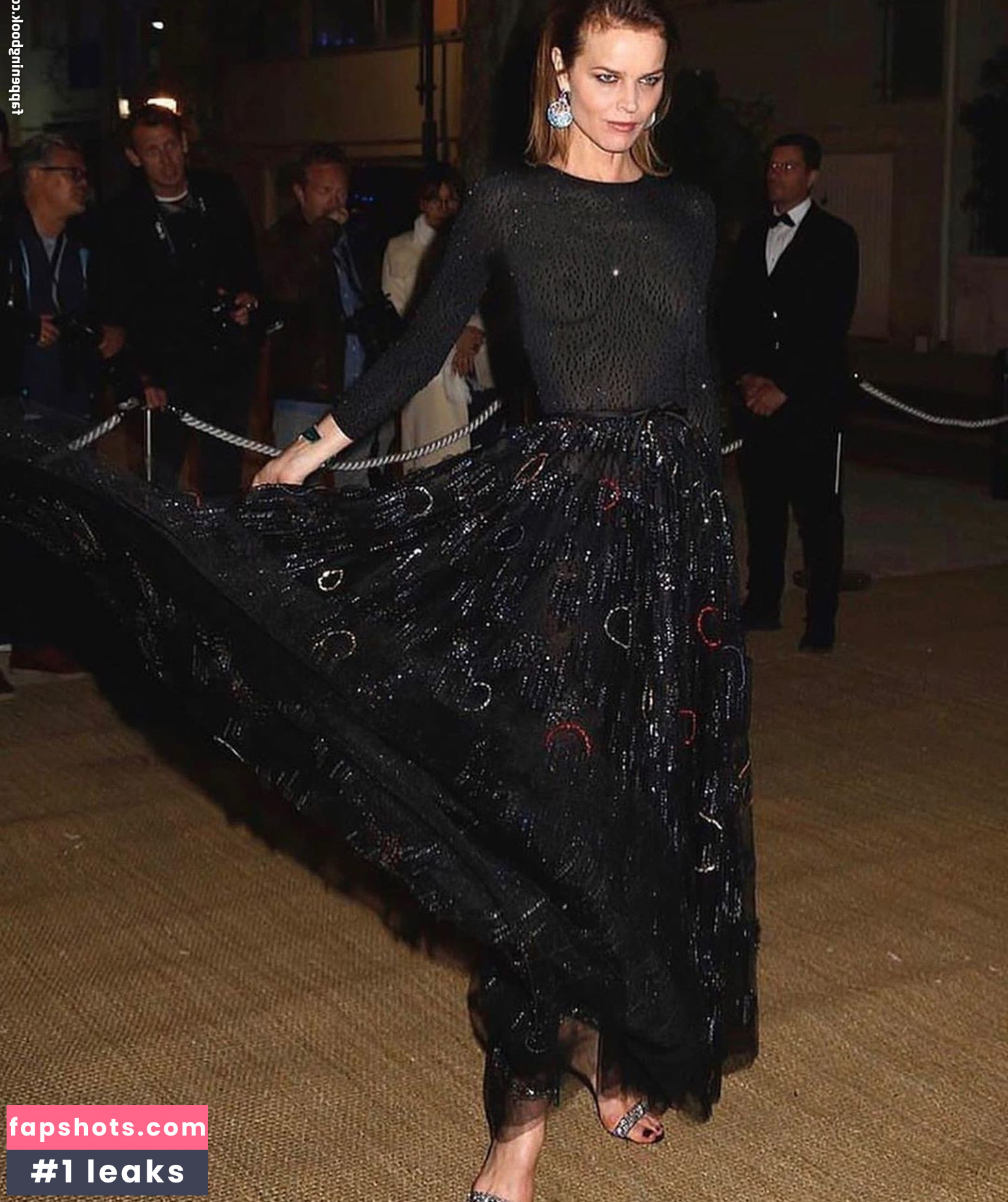 Eva Herzigova gallery photo #21