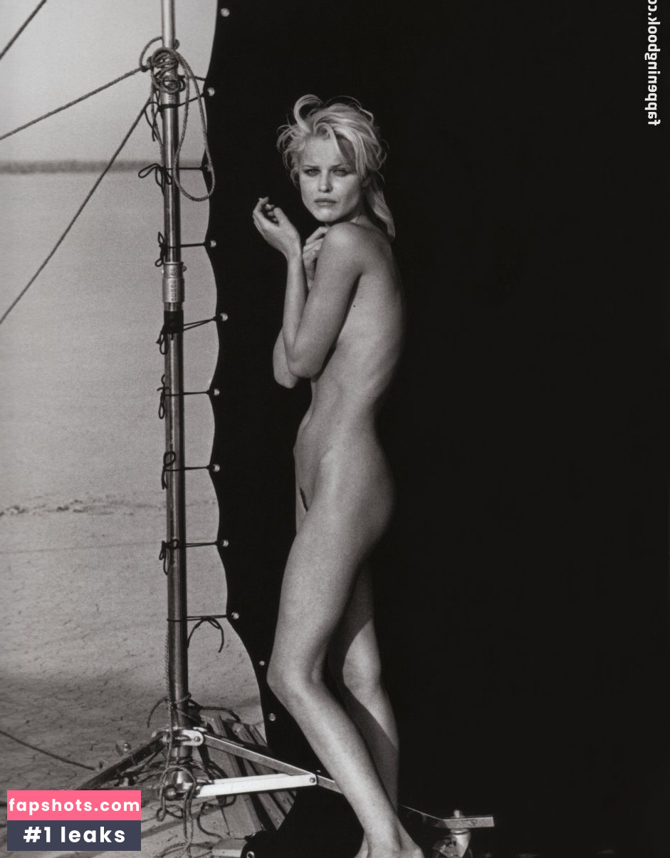 Eva Herzigova gallery photo #88