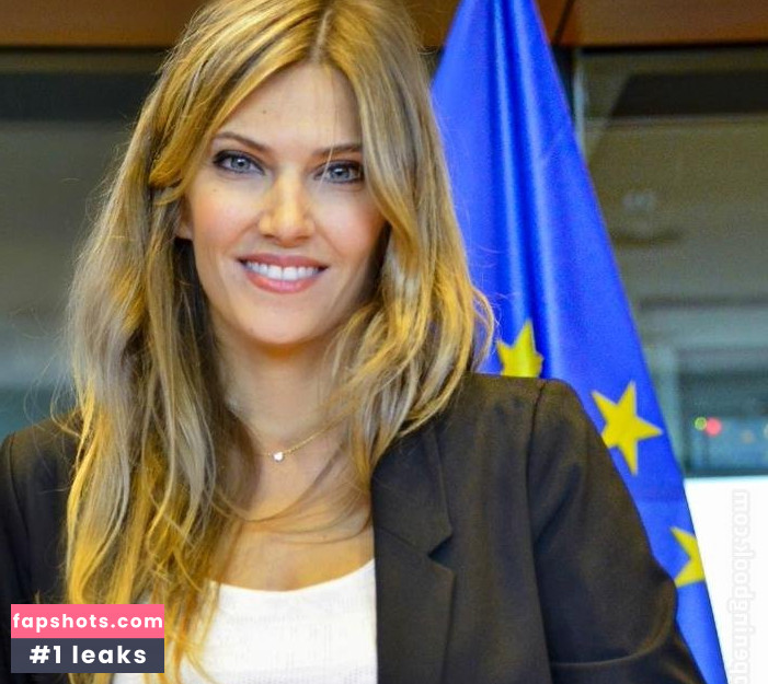 Eva Kaili gallery photo #2
