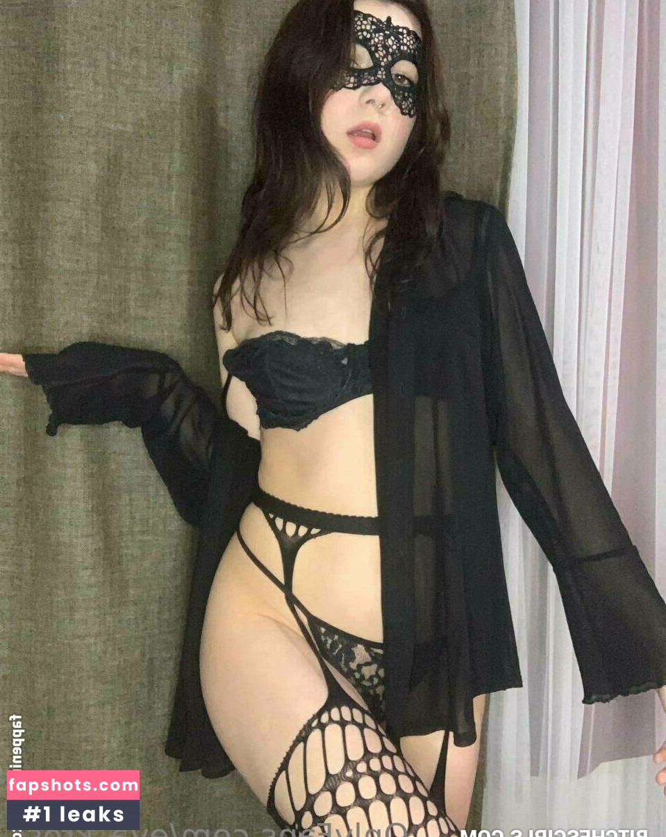 Eva Kross Nude Leaks OnlyFans Photos #9 - LeakJerk