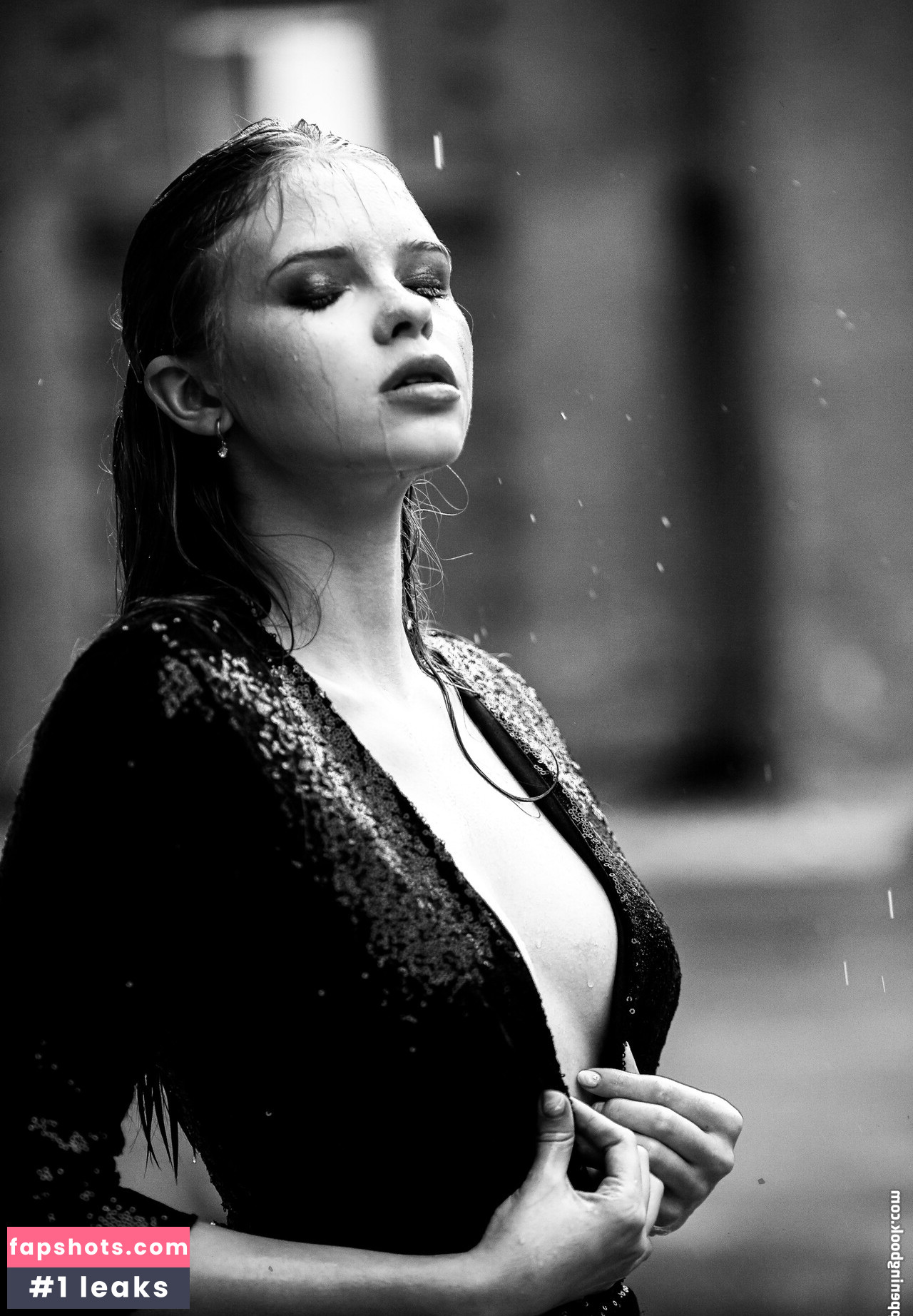 Eva Lee Model gallery photo #50