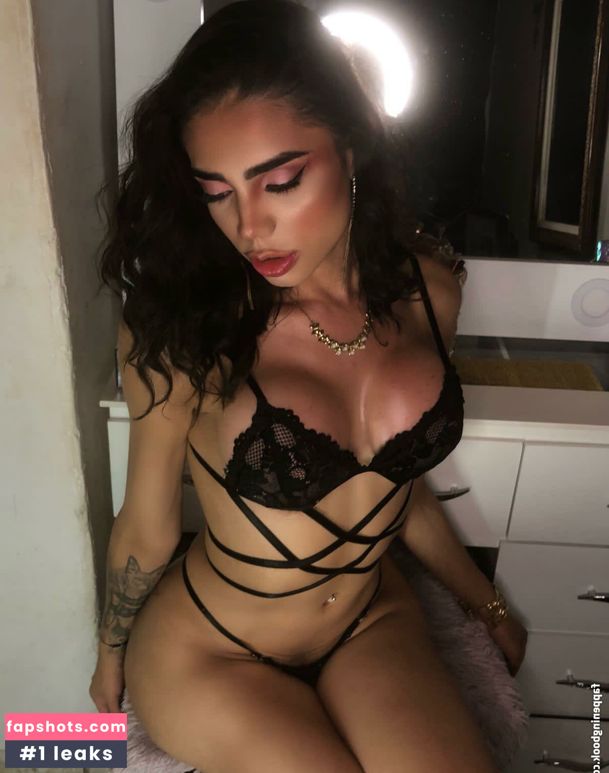 Eva Luna Vélez gallery photo #4