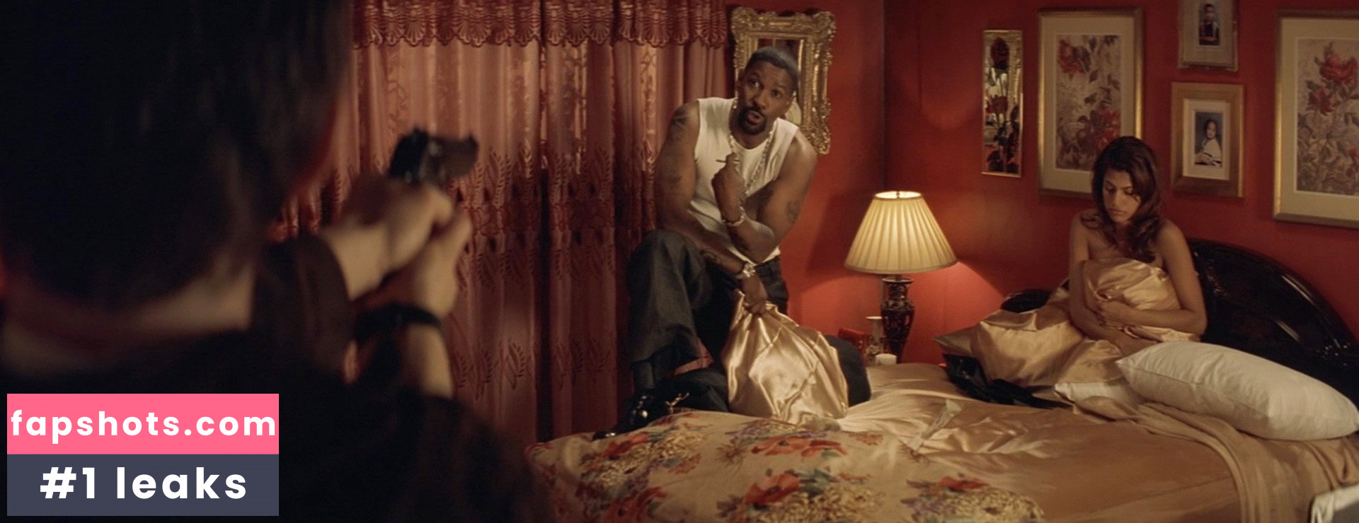 Eva Mendes gallery photo #140