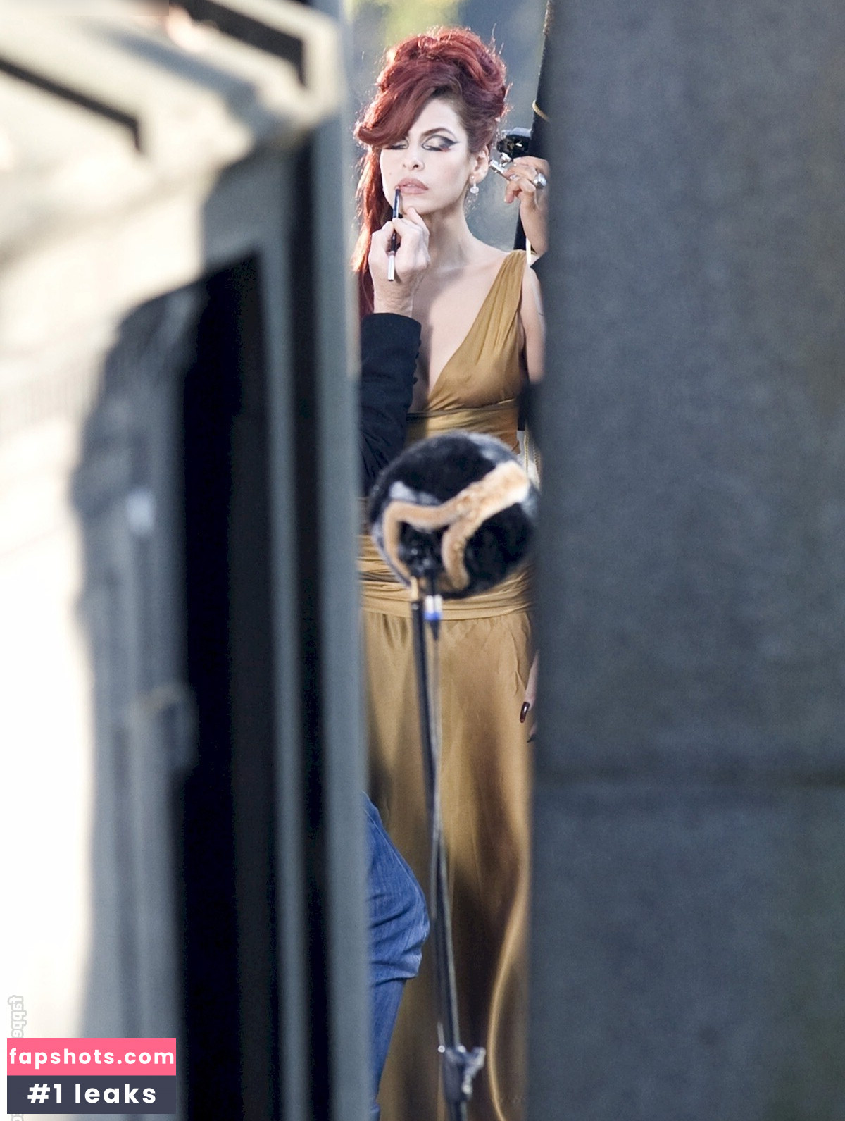 Eva Mendes gallery photo #24