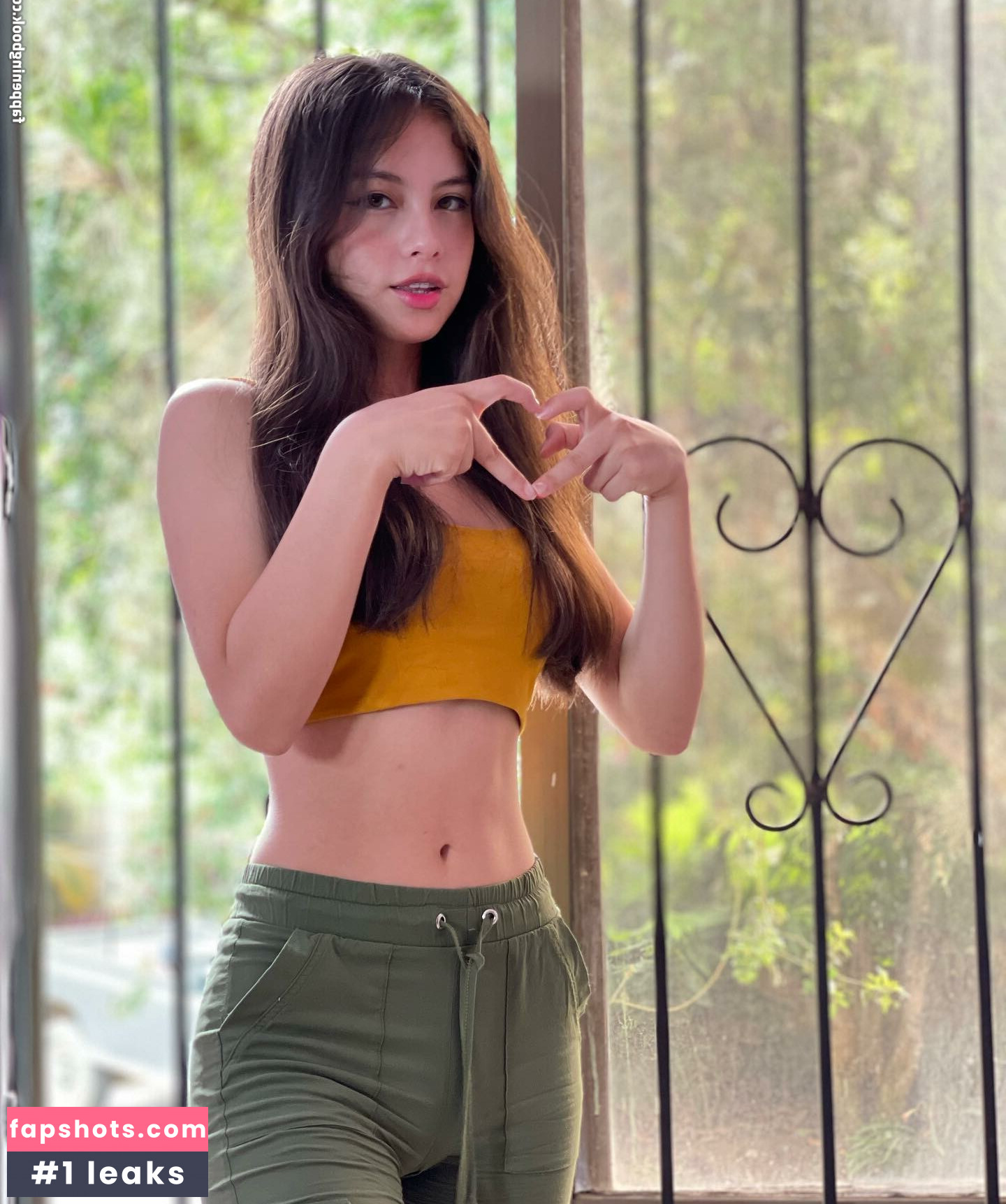 Eva Partis gallery photo #33