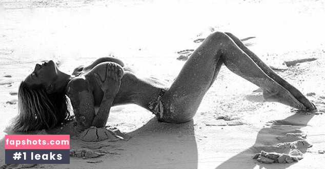 Eva Perkausova gallery photo #6