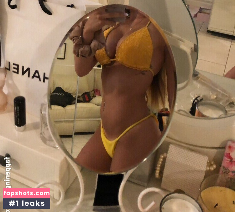 Eva Rende gallery photo #16