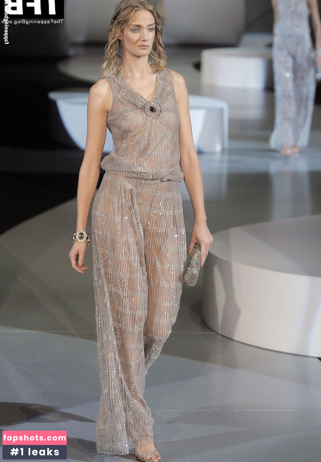 Eva Riccobono gallery photo #7