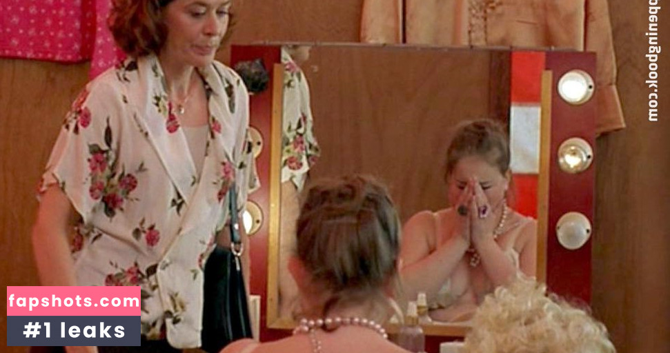 Eva van der Gucht gallery photo #3