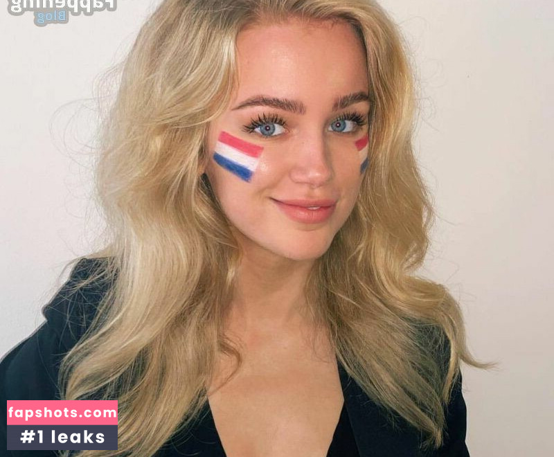 Eva Vlaardingerbroek Nude Leaks OnlyFans Photos #4 - LeakJerk