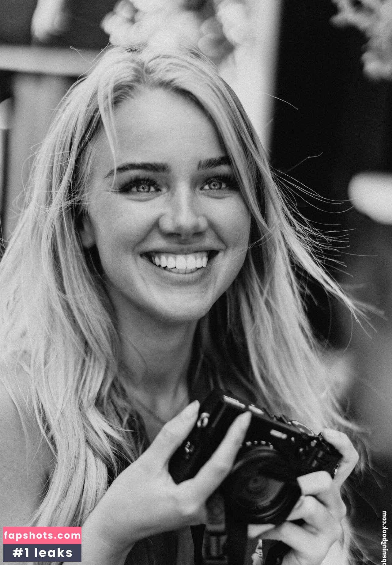 Eva Vlaardingerbroek Nude Leaks OnlyFans Photos #55 - LeakJerk