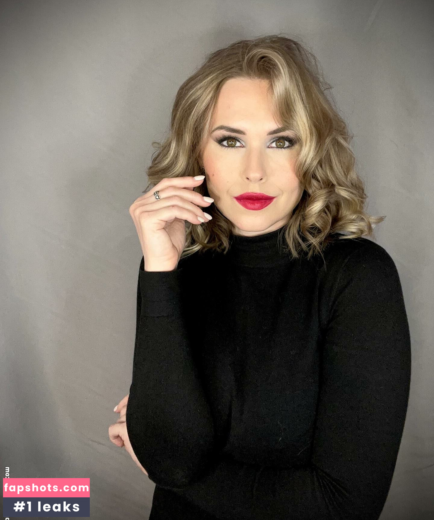 Eva Wyrwal gallery photo #24